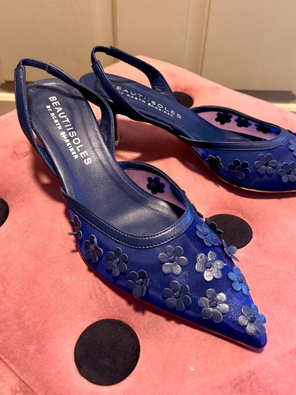 Beautiisoles by Robyn Shreiber made in Italy mesh floral kitten heels Vero Cuoio